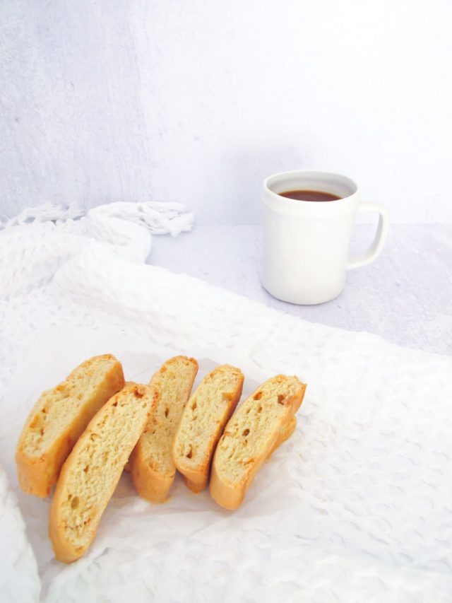 Easy Lemon Biscotti